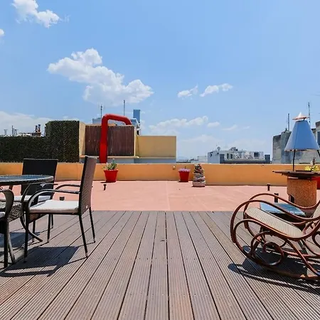 Roofline Downtown Residence, Vesta Philoxenia Apartman